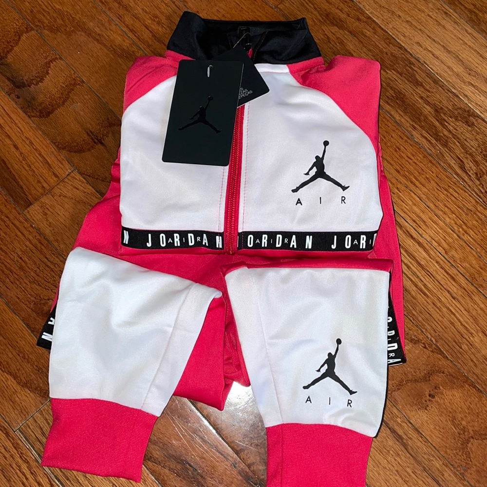 BRAND NEW WITH TAGS Girl Jordan set